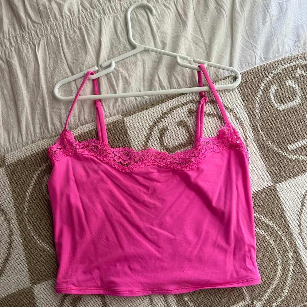 SKIMS Pink Lace Trim Tank Top